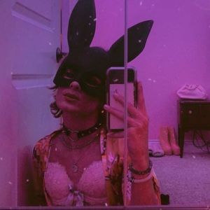 Meet your Posher, Shirley